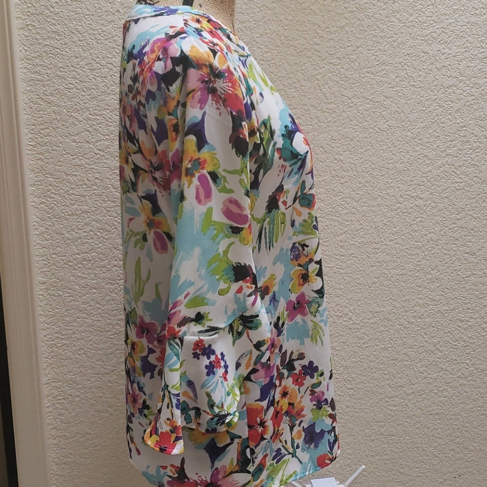 Chenault Floral Print Blouse - Picture 3 of 8